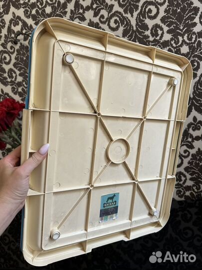 Лоток для собак со столбиком