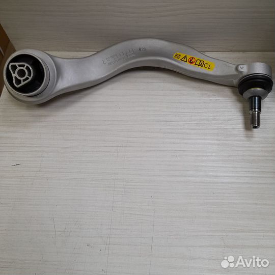 Рычаг лев.с шаровой BMW 31106861161