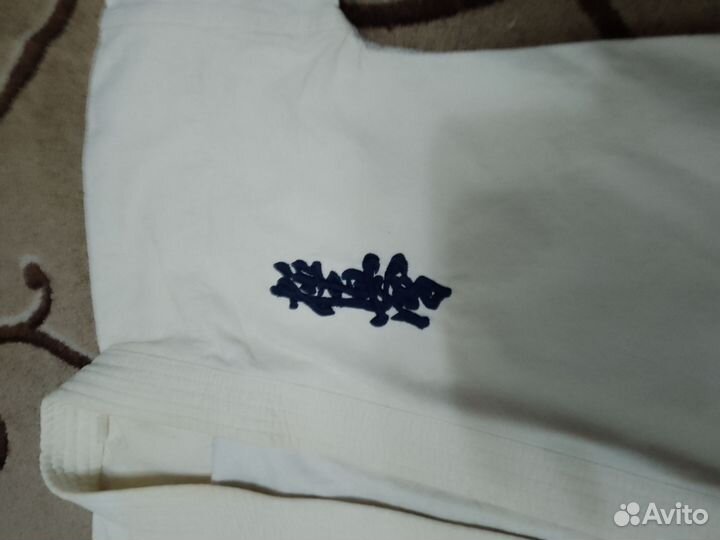 Кимоно для каратэ 130- 140 см