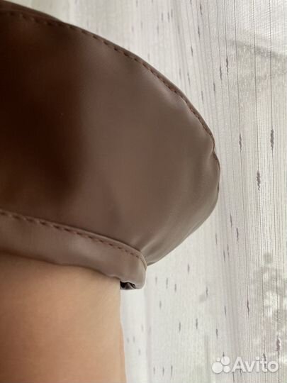 Кожаный берет