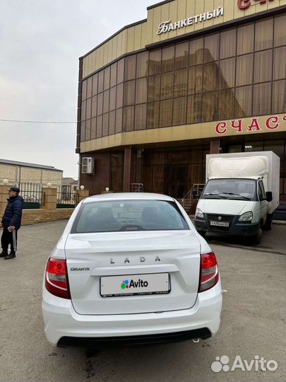 LADA Granta 1.6 МТ, 2020, битый, 125 000 км