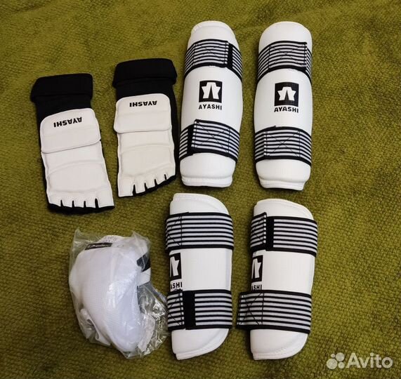 Кимоно и защита для тхэквондо 135