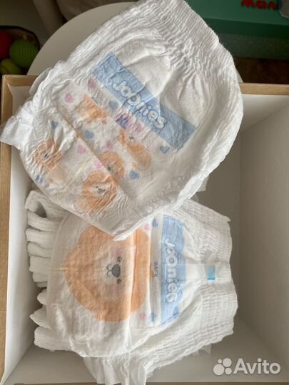 Подгузники-трусики Joonies Premium XL