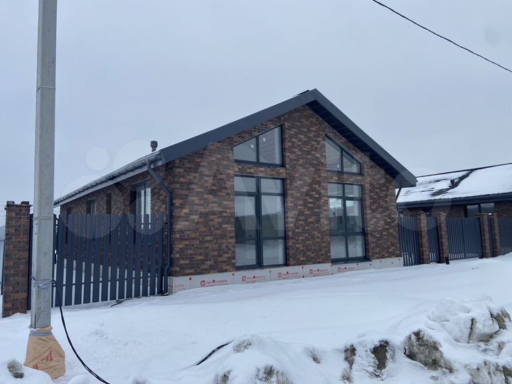 Коттедж 100 м² на участке 7,5 сот.