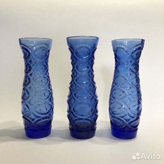 Ваза синее стекло