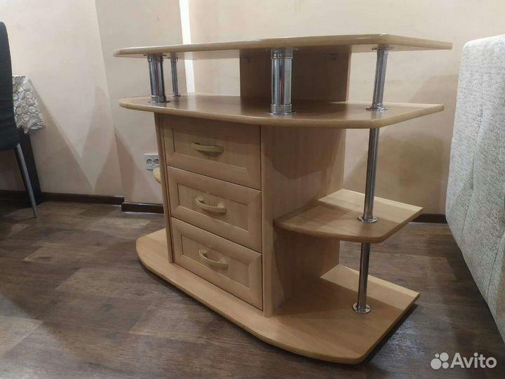 Тумба под телевизор