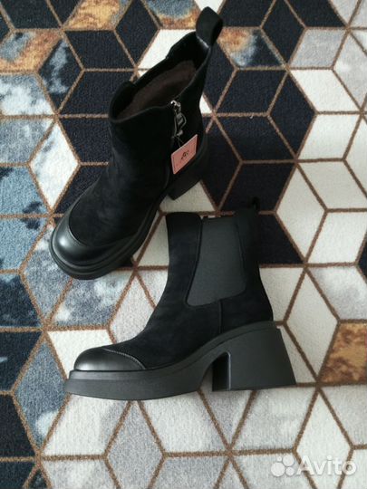 Ботинки. Ботильоны угги. Дутики