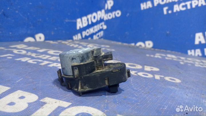 Моторчик заслонок отопителя Bmw E65 седан N62B44