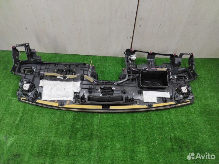 Панель передняя салона (торпедо) Lexus Nx200