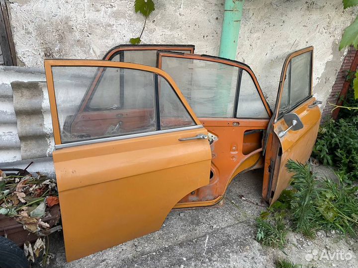 Москвич 412 двери