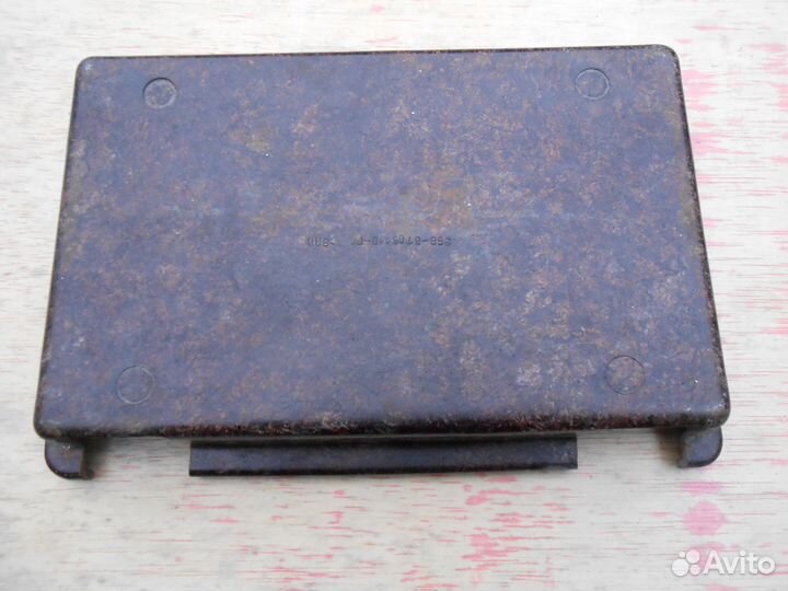 Крышка аккумулятора заз 968