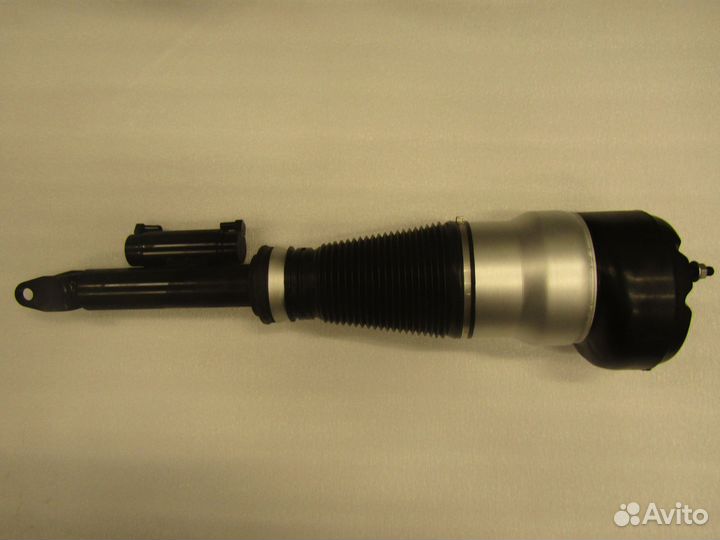 Амортизатор передний Mercedes W222 A2223204713