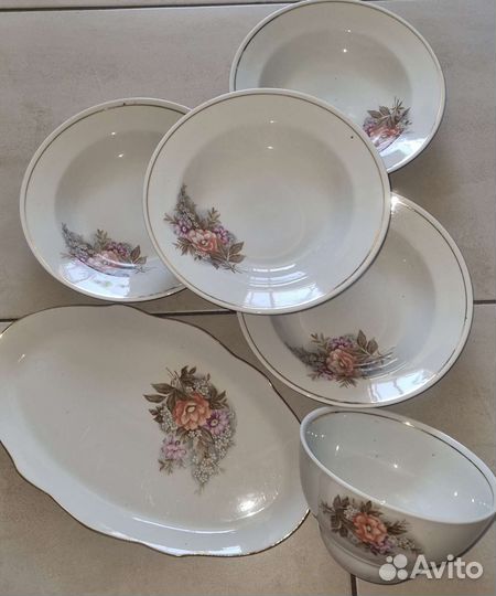 Набор столовой посуды