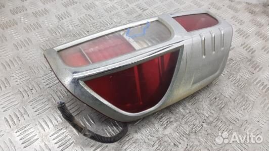 Фонарь задний правый nissan navara D40 (80Z13MY01)