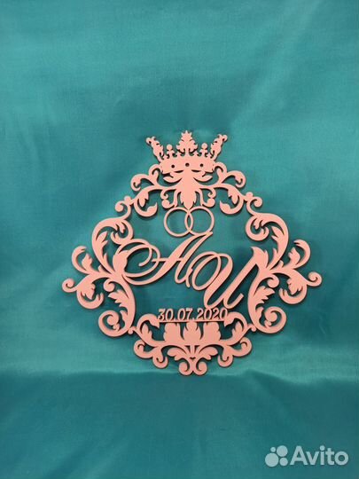 Монограмма, семейный герб