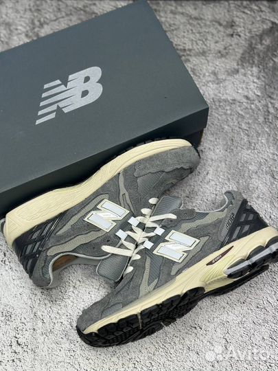 Кроссовки New Balance 1906r
