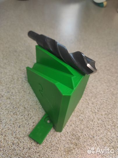 Кондуктор для заточки сверл