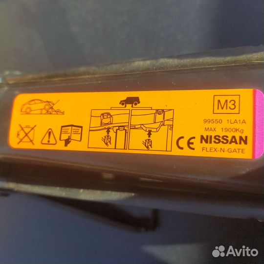 Домкрат 995501LA1A nissan infiniti