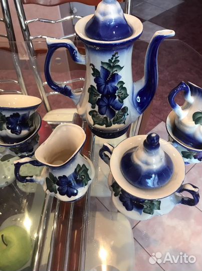 Фарфоровый сервиз