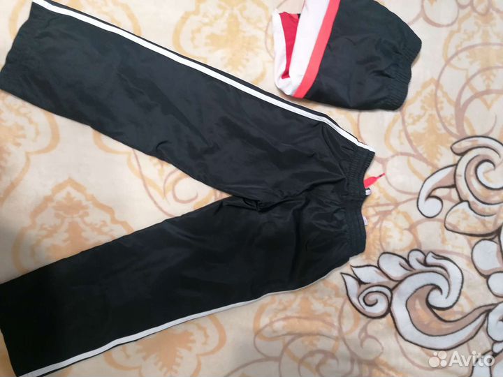 Спортивный костюм adidas