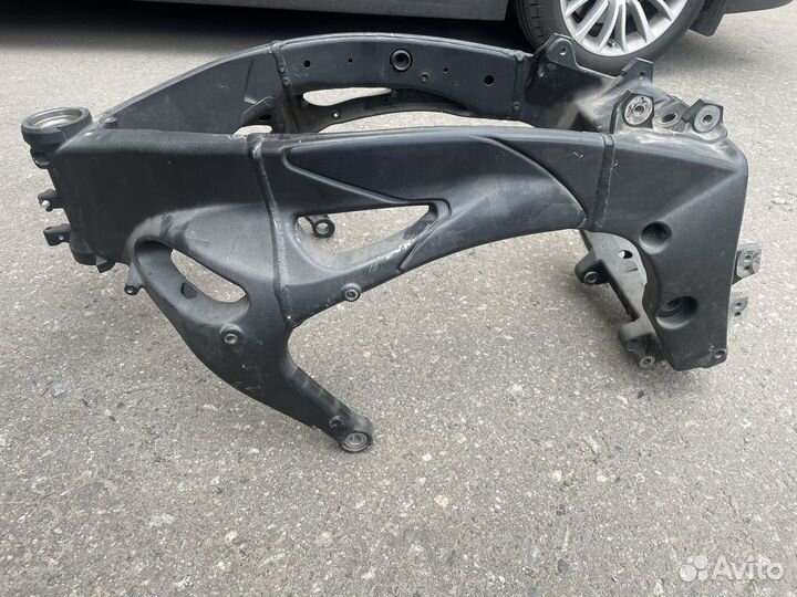 Рама на ямаха yamaha r1