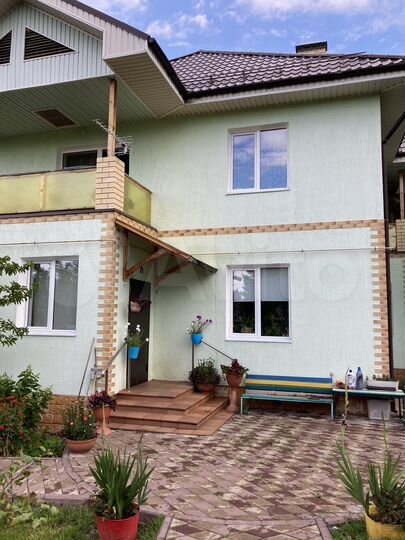 Коттедж 140 м² на участке 7,5 сот.