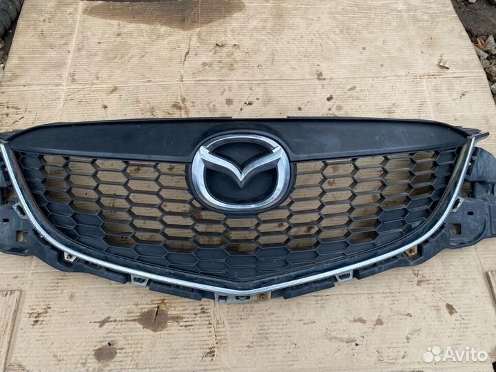 Решетка радиатора Mazda CX-5 KE