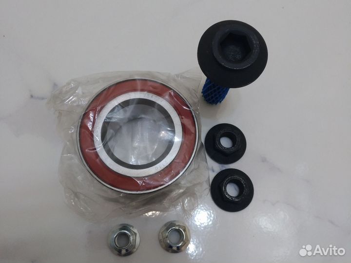 Подшипник передней ступицы