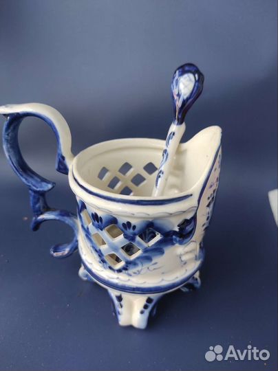 Подстаканник с ложкой гжель. Дрезгунов