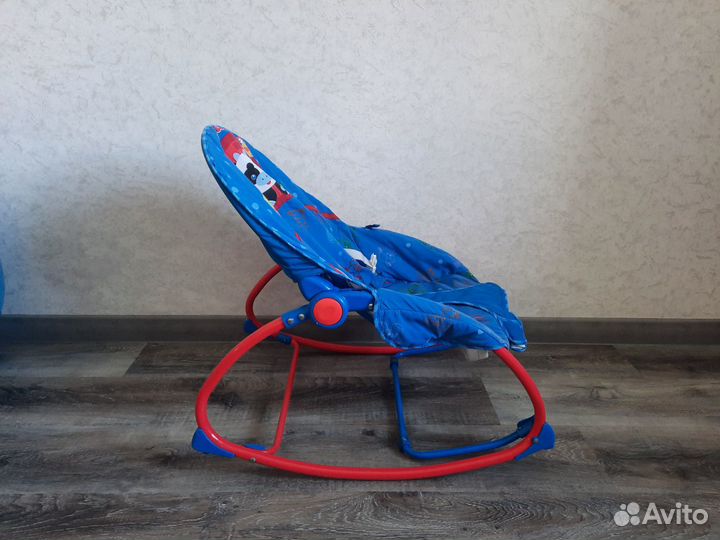 Шезлонг детский