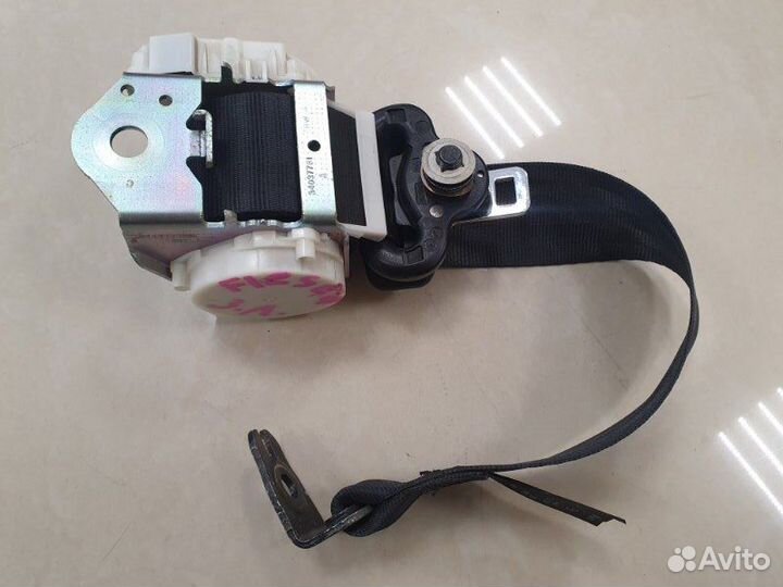 Ремень безопасности задний левый Ford Fiesta CB1