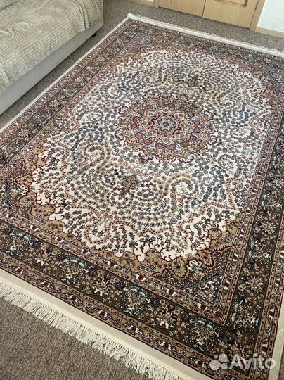 Ковер новый