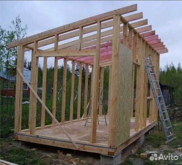 Бригада строителей