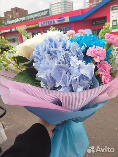 Доставка цветы и букетов