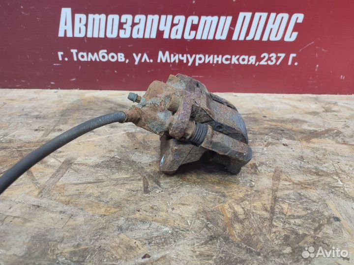 Суппорт тормозной передний правый Renault Sandero