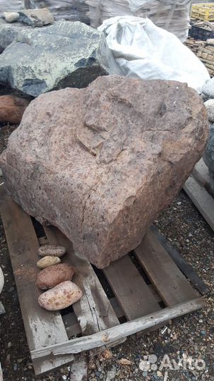 Камень, валун, булыжник, окатыш