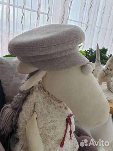 Кепка женская из шерсти