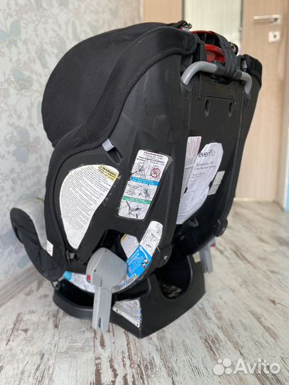 Детское автокресло Evenflo Symphony 65