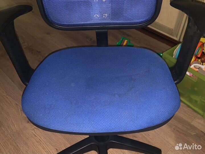 Компьютерное кресло Икеа