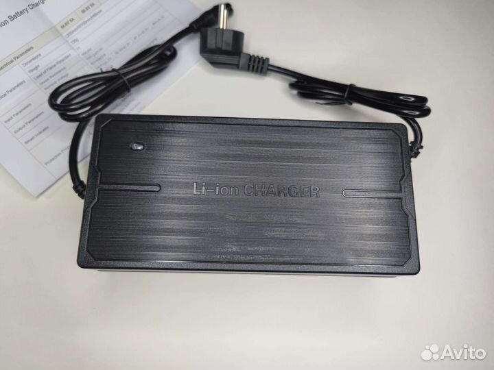 Зарядное устройство 60v (67.2v) 5.0 Ампер