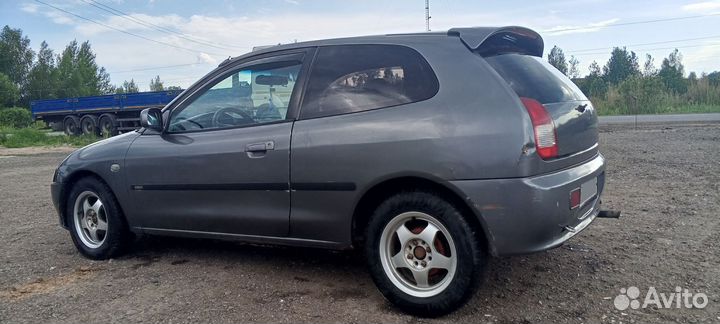 Mitsubishi Colt 1.6 AT, 2001, 380 000 км