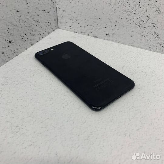 Apple iPhone 7 Plus 3/32 Гб Смартфон