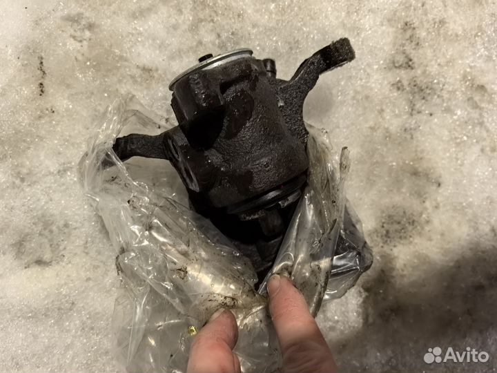 Суппорт задний левый Mazda Cx-5