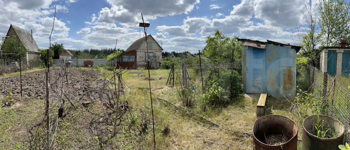 Дом 22 м² на участке 6 сот.