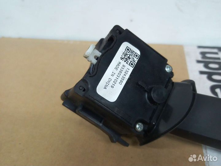 Левый подрулевой переключатель Шевроле Круз дорест