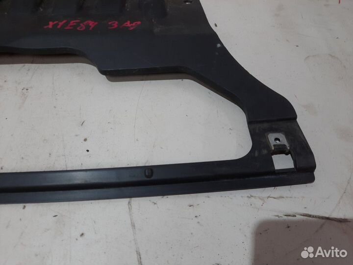 Пыльник задний Bmw X1 E84 N20B20A 2012
