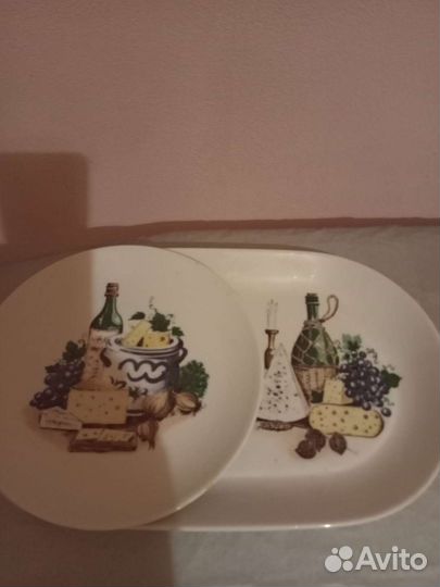 Поднос и 2 тарелки,фарфор гдр,винтаж70 -е годы