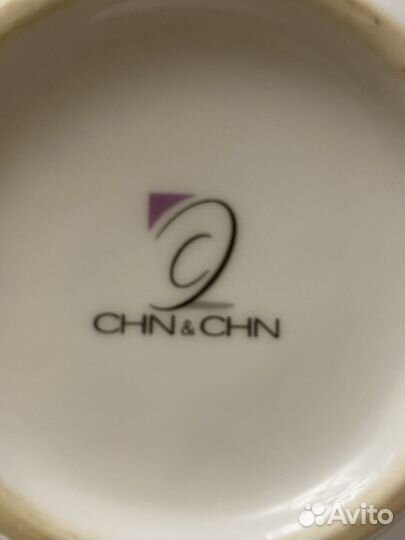 Заварочный чайник и чашка