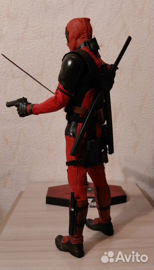 Фигурка Дедпул