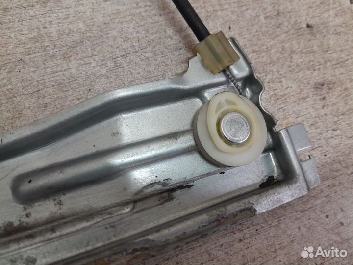 Стеклоподъемник передний левый Citroen C4 I (2004—